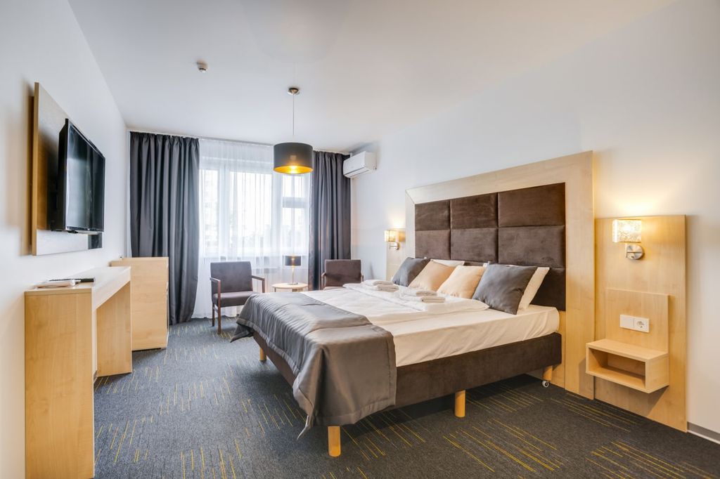 Ладомир — Двухместный номер с 1 кроватью люкс с гидромассажной ванной