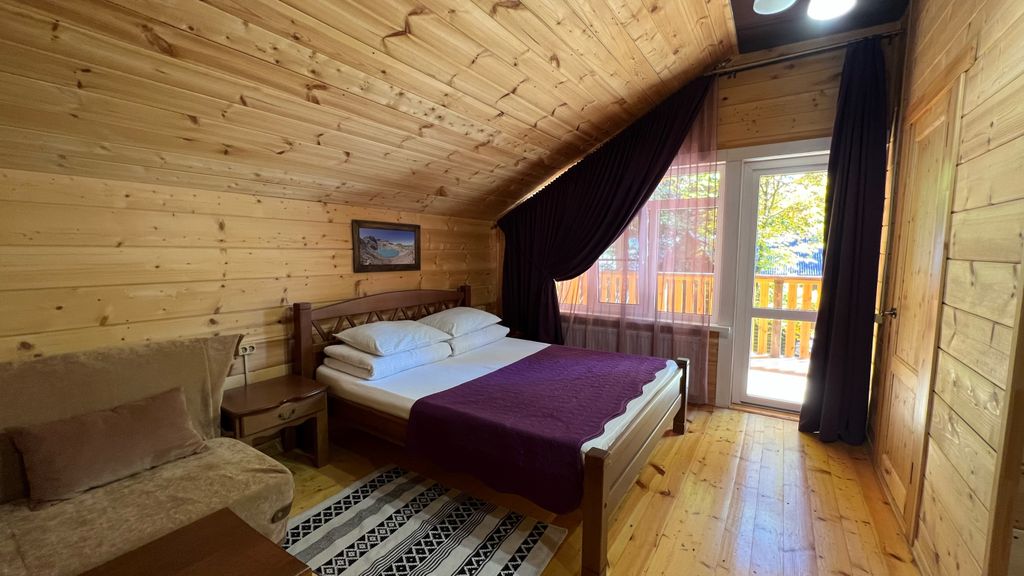 Архыз RESORT — Двухместный номер с 1 кроватью Комфортный номер с двуспальной кроватью и доп. местом