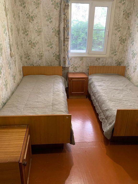 Горизонт — Двухместный номер с 2 отдельными кроватями Эконом