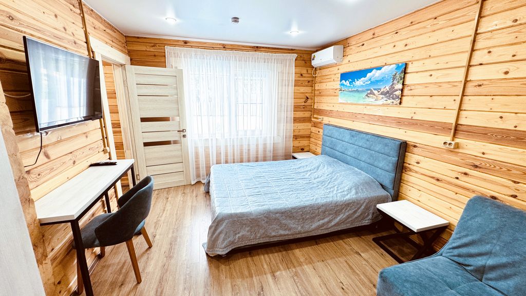 Паруса — Семейный номер 2-х комнатный ЛЮКС с кухней, видом на ГОРЫ и ЛЕС