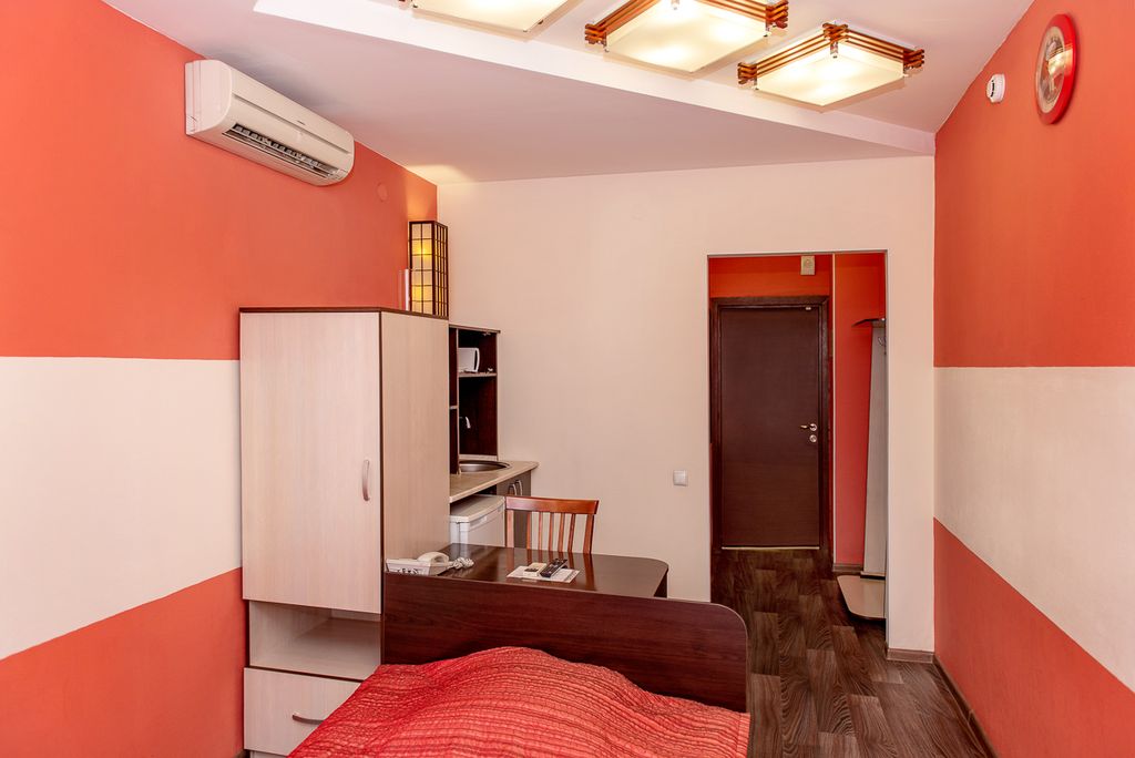 Турист — Одноместный номер первой категории стандарт Восток