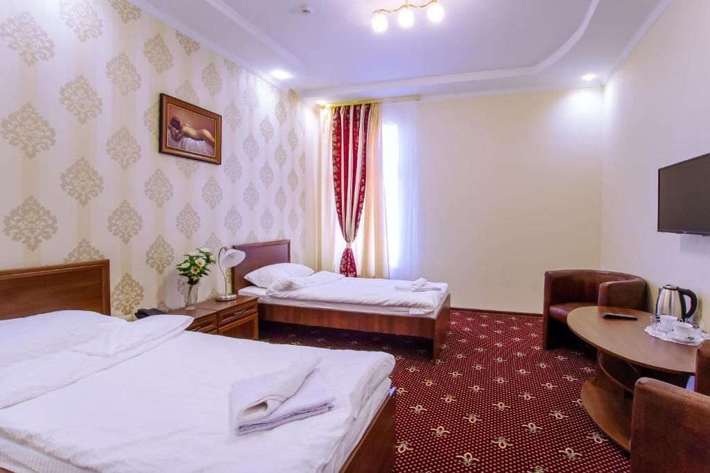 Золотая ночь — Двухместный номер с 2 отдельными кроватями комфорт