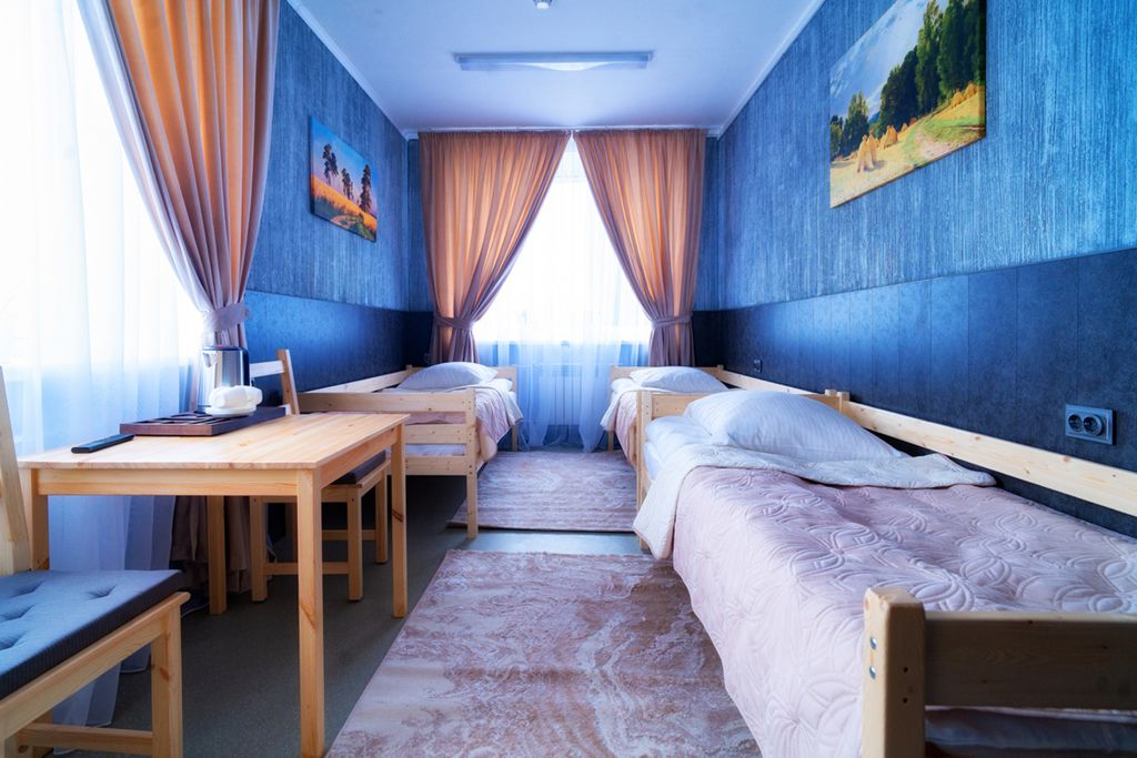 Кольский 126 — Трёхместный номер отдельный номер (3 односпальных кровати)