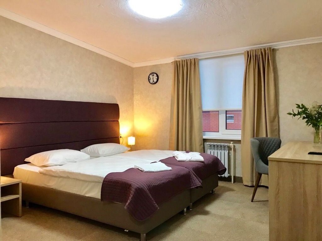 Авиатор — Двухместный номер с 2 отдельными кроватями бизнес