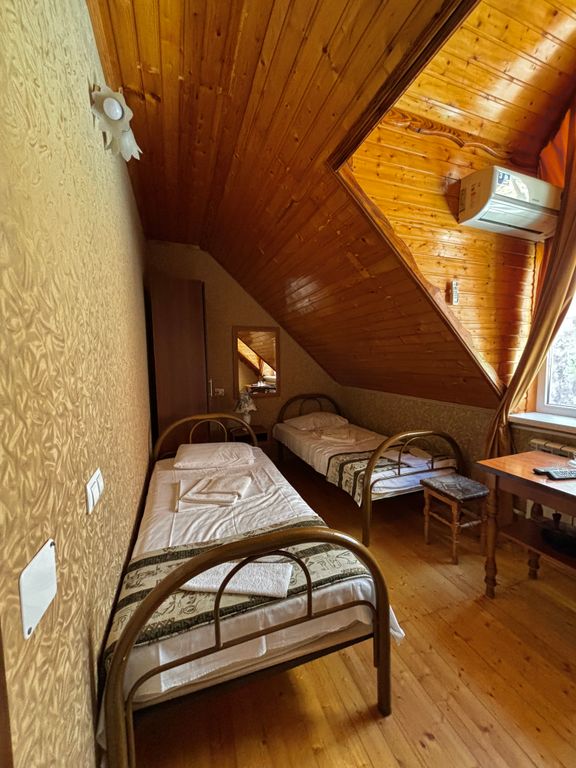 Райский уголок — Двухместный номер с 2 отдельными кроватями С5