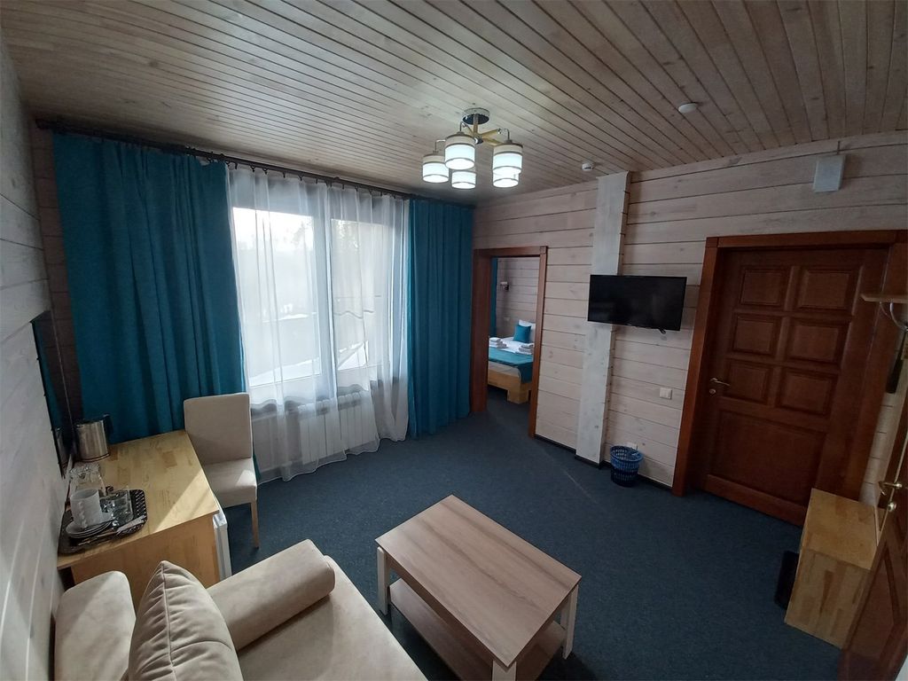 Олимп-парк — Двухместный номер с 1 кроватью джуниор сюит двухкомнатный