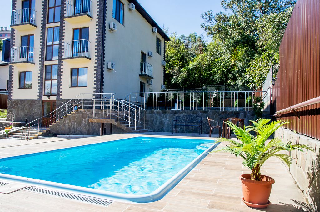 Кит — Семейный номер люкс