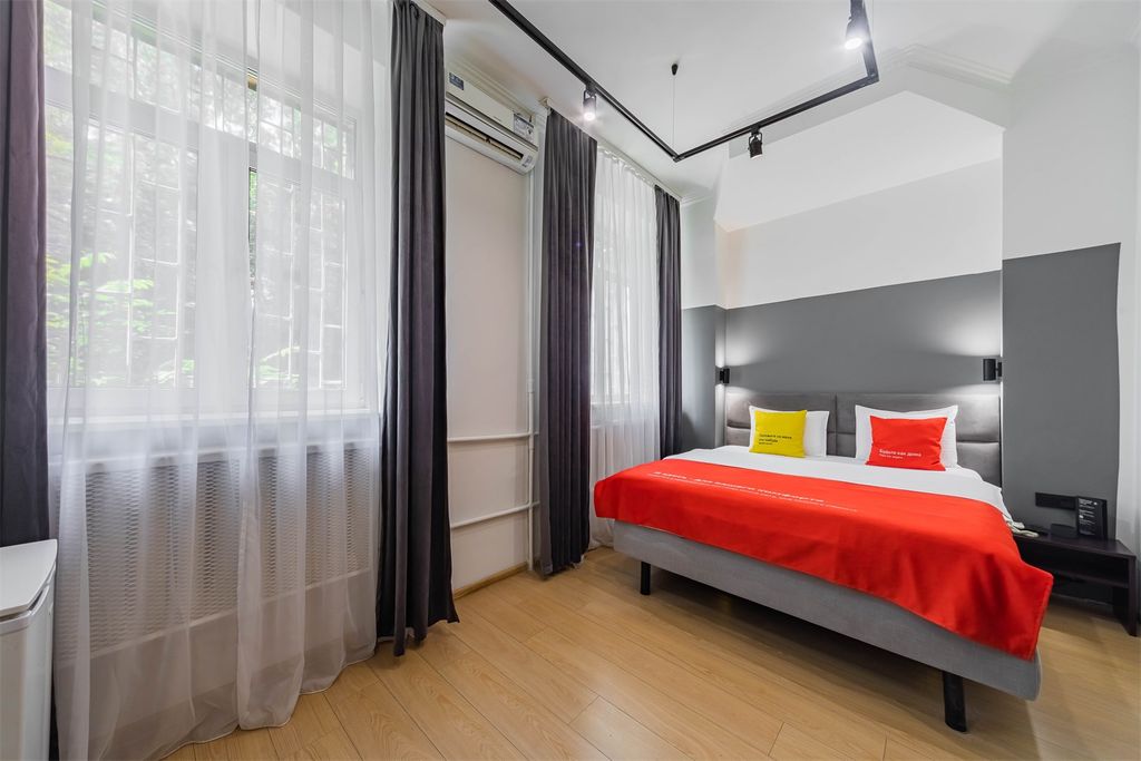 Минима Динамо — Четырёхместный номер люкс с джакузи