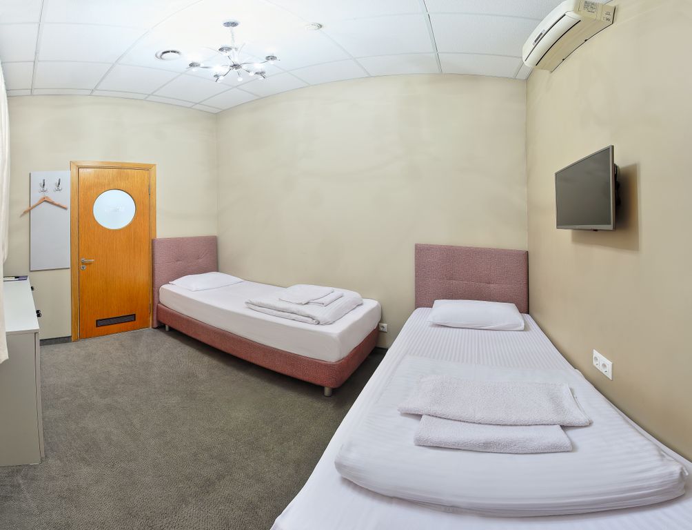 Максим Горький — Двухместный номер с 2 отдельными кроватями Эконом без окна