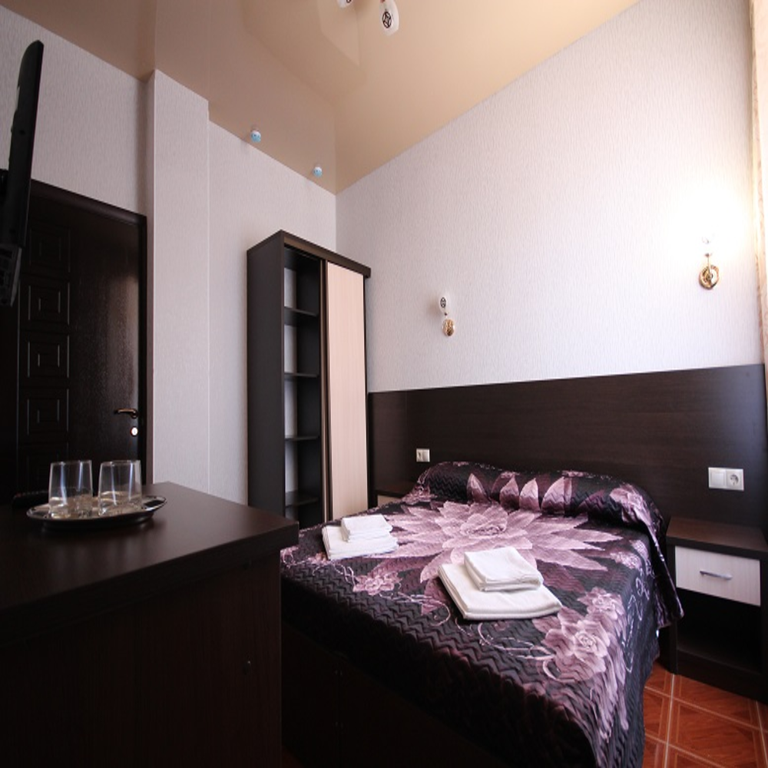 Кронос — Двухместный номер с 1 кроватью полулюкс