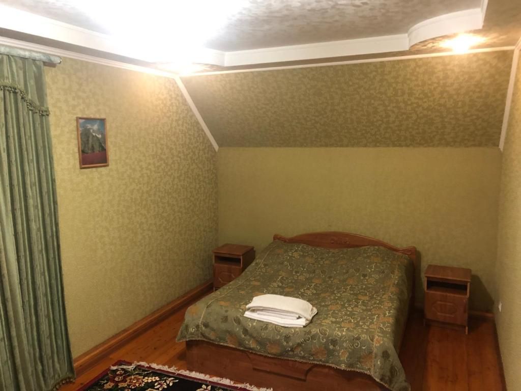 Родник — Семейный номер 9