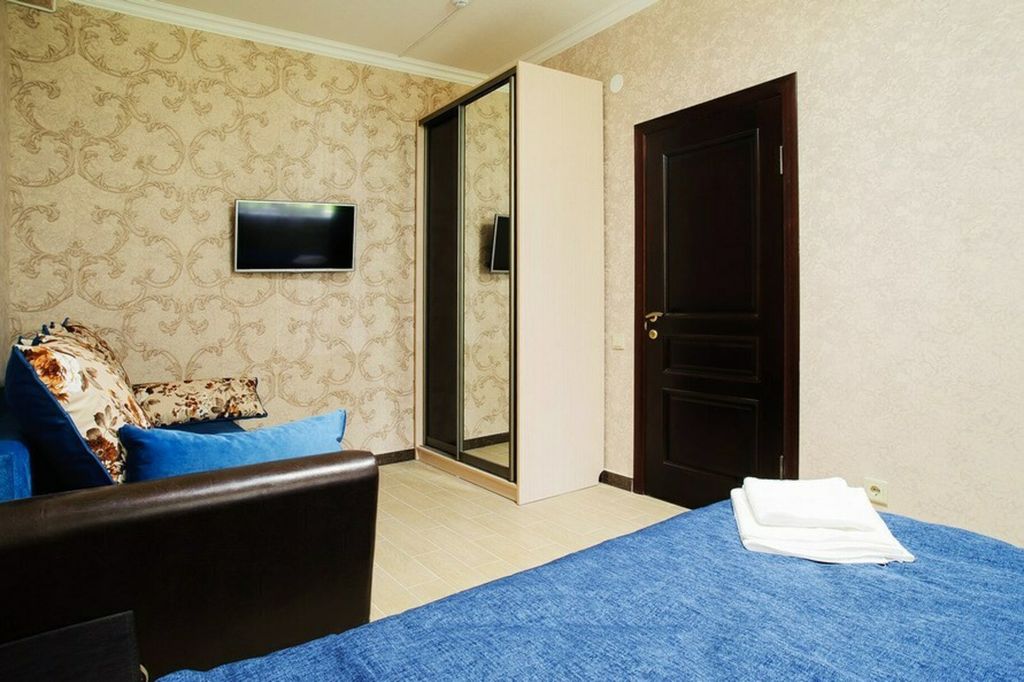 Терскол — Трёхместный номер комфорт с раздельными кроватями и диваном