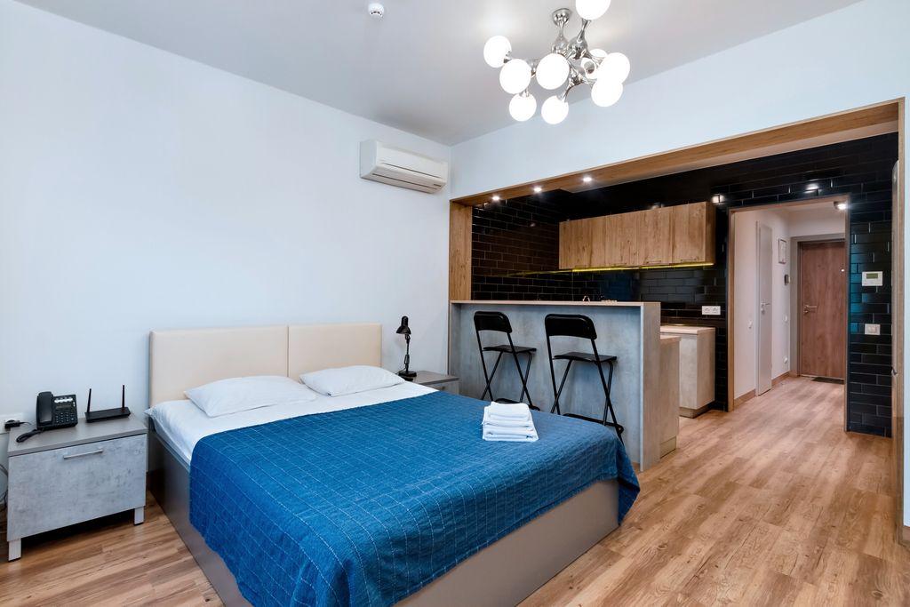 Apartville — Двухместный номер с 1 кроватью однокомнатные апартаменты-студия с барной стойкой