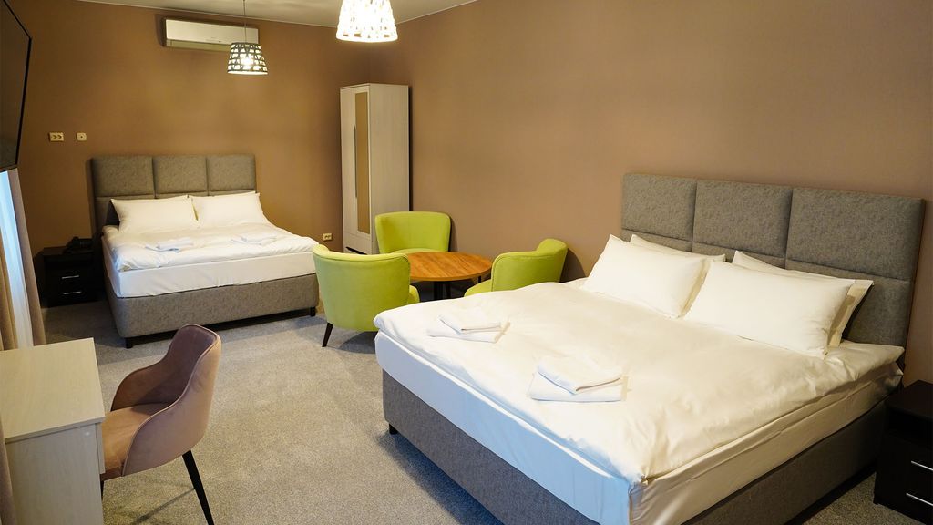 People Town — Семейный номер Семейный