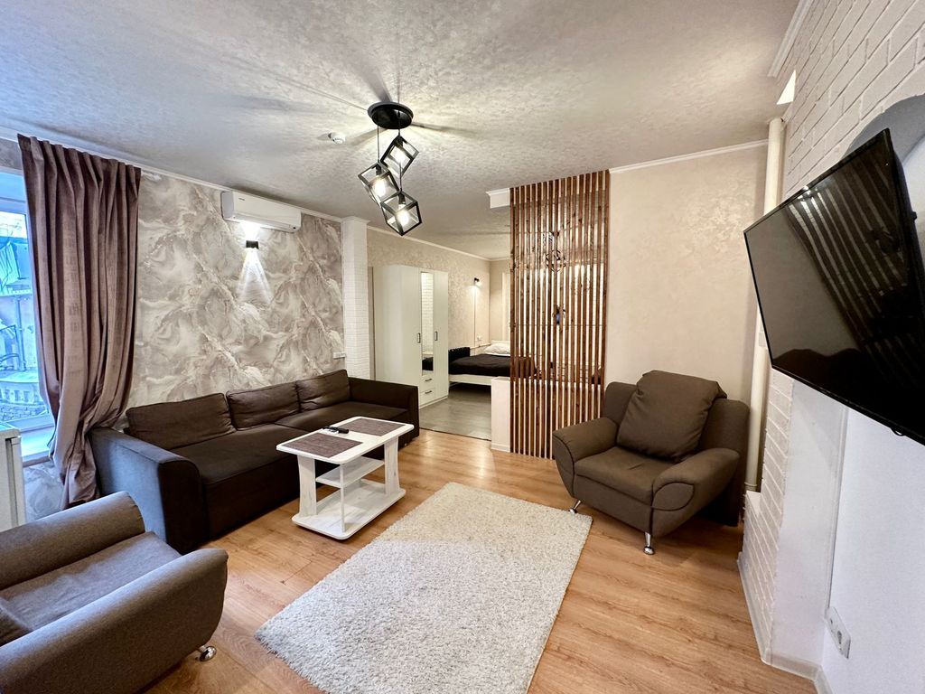 У Кремля НН — Семейный номер люкс