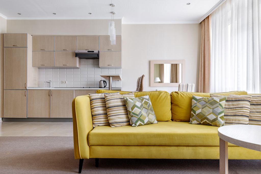 Мюллер Бах — Апартаменты комфорт с видом на фонтан