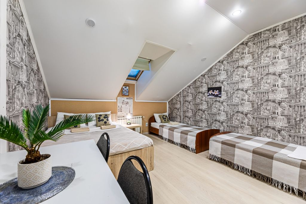 Комнаты Сарацин — Четырёхместный номер семейный 3