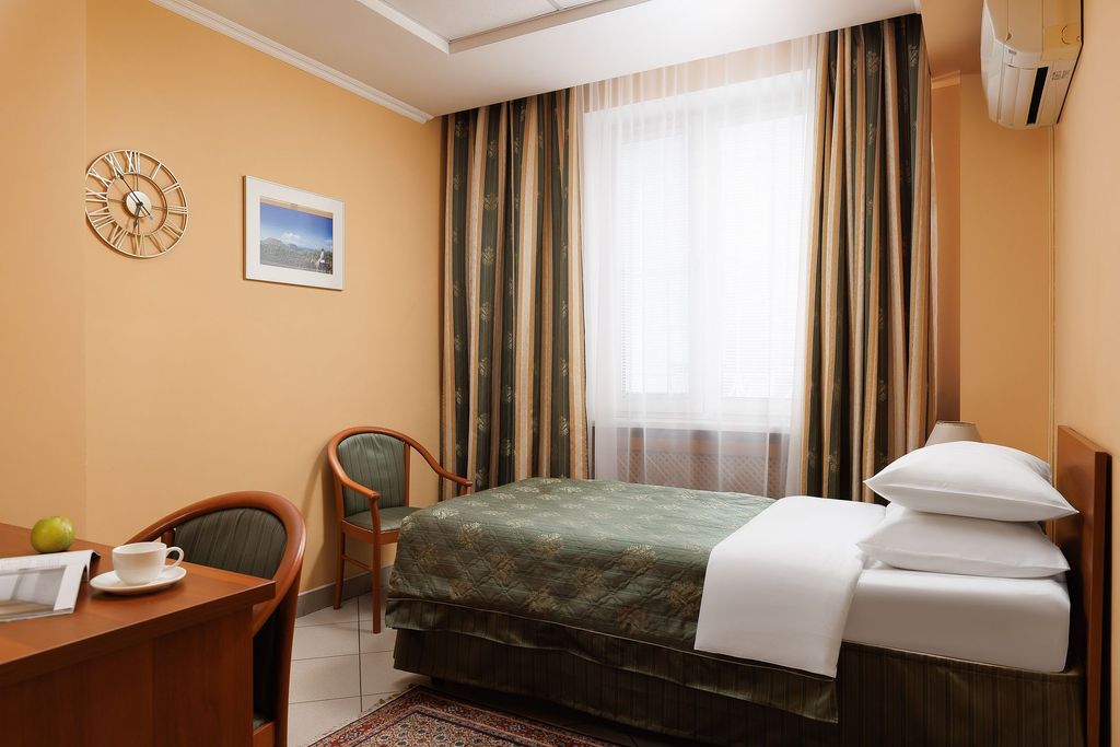 Малетон — Одноместный номер стандарт