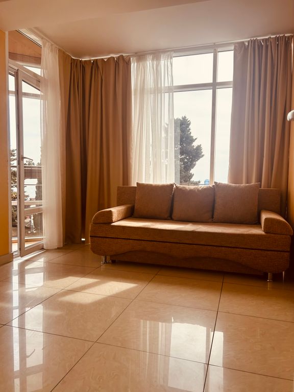 Анна-Мария — Трёхместный номер улучшенный с видом на море