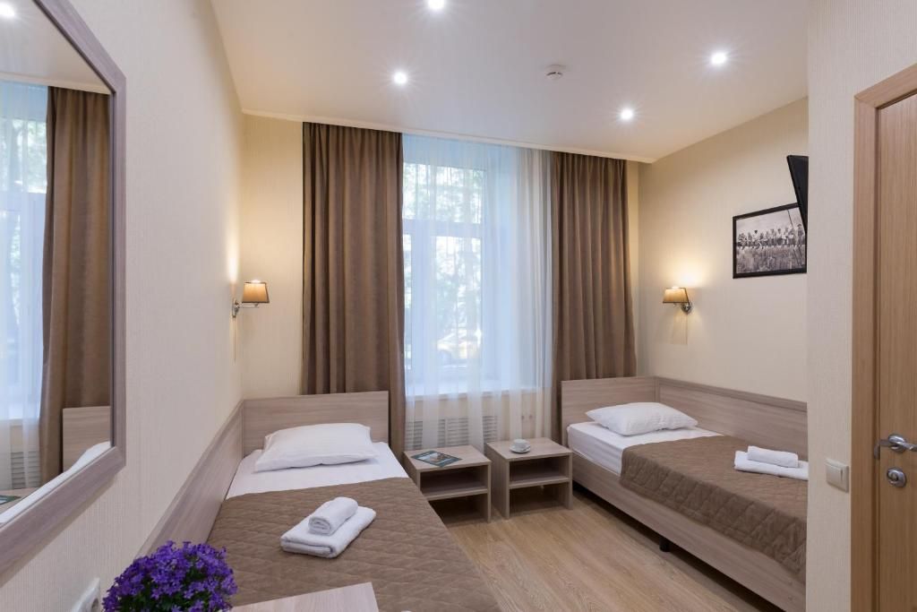 Академик — Двухместный номер с 2 отдельными кроватями стандарт