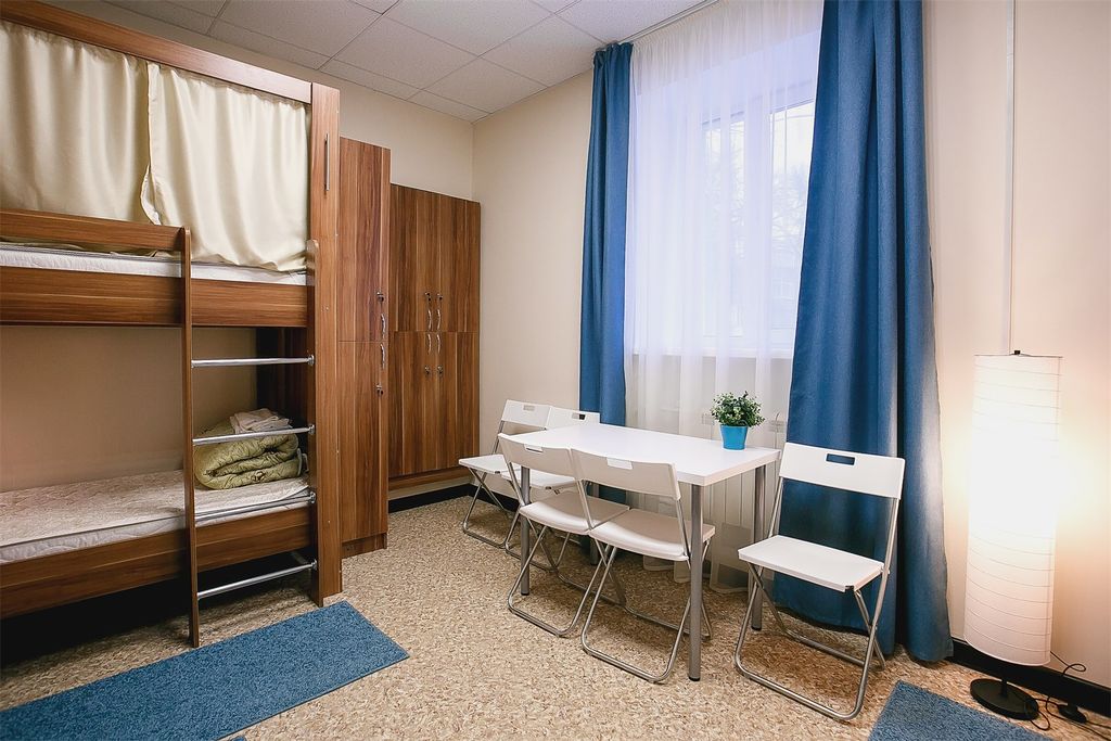 Золотое Кольцо — Многоместный мужской номер эконом №22, шестиместный