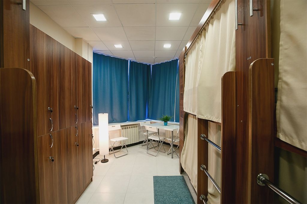 Золотое Кольцо — Многоместный мужской номер эконом №23, шестиместный