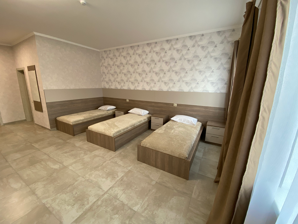 97 — Трёхместный номер комфорт