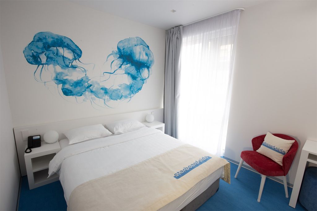 Starboard Side — Семейный номер улучшенный