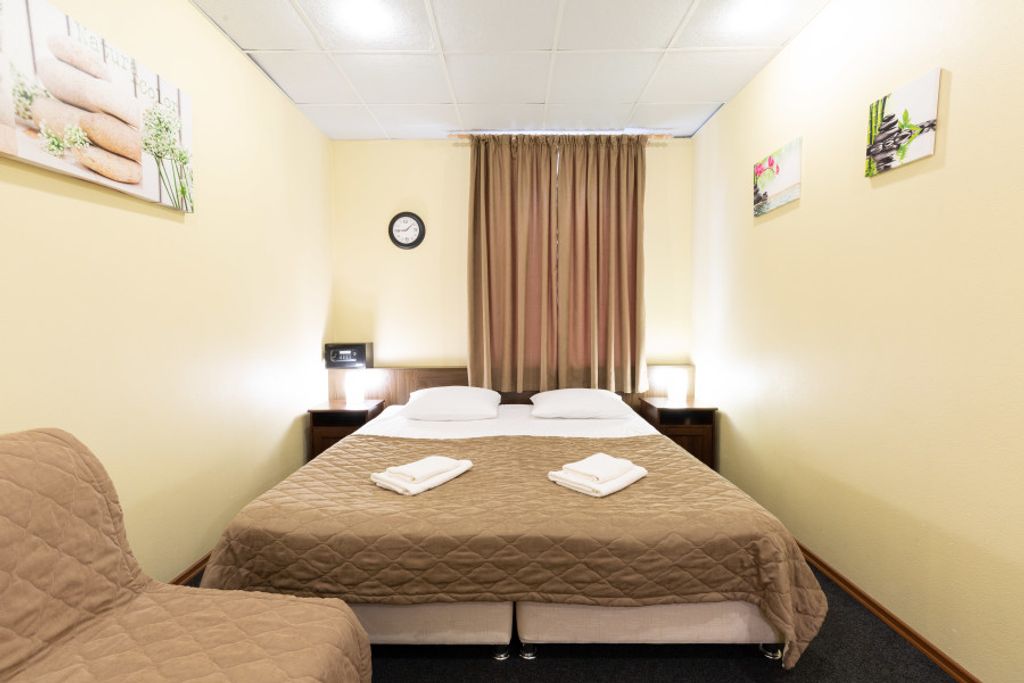 Подъезд №2 — Семейный номер улучшенный