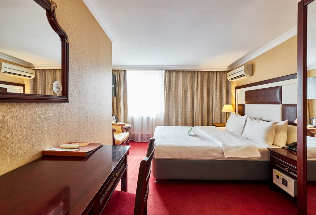 Мандарин Москва — Семейный номер двухкомнатные апартаменты