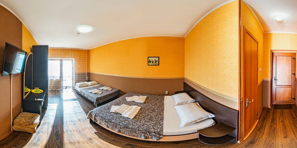 Фламинго — Четырёхместный номер стандарт