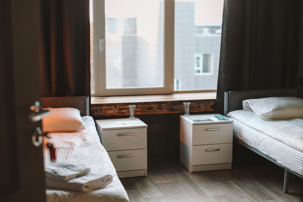 Асгард — Двухместный номер с 2 отдельными кроватями с общей ванной комнатой