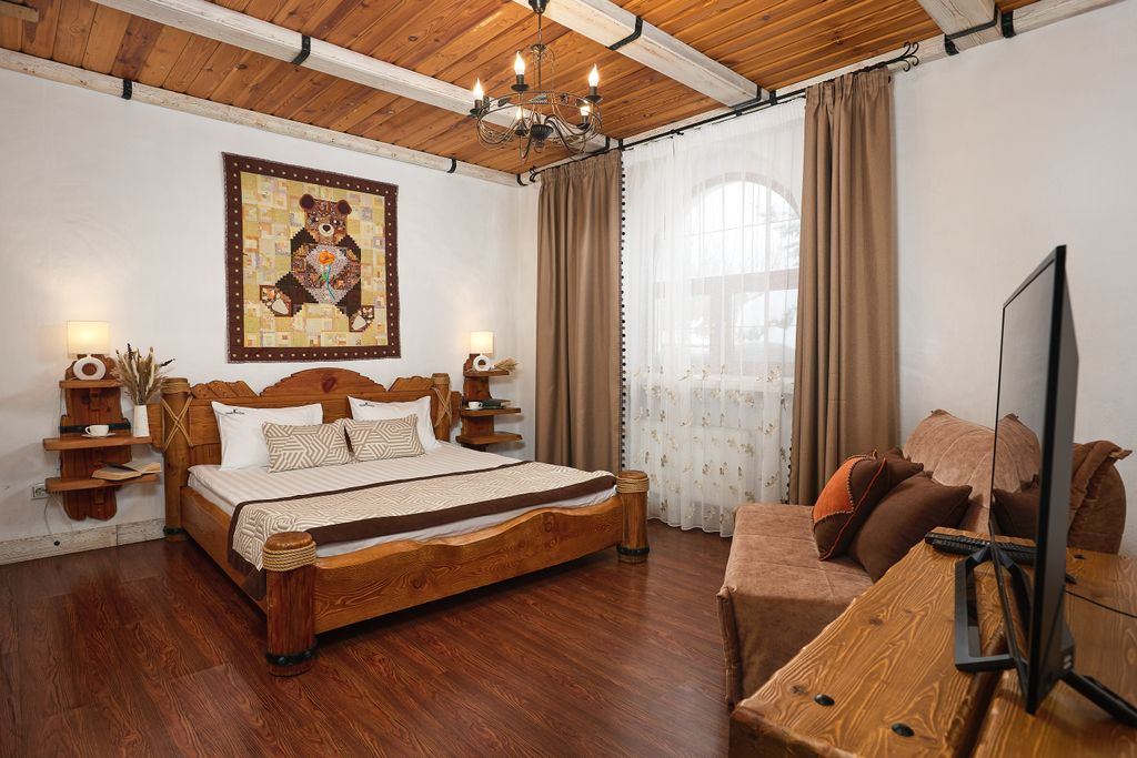 Медвежий угол — Трёхместный номер Делюкс