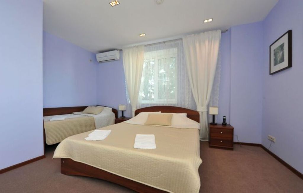 Мотостоп — Двухместный номер с 1 кроватью комфорт семейный №205, 304