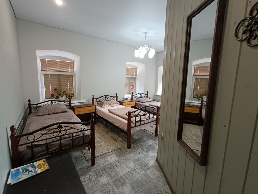 Дом мещанина Каменева — Трёхместный номер эконом