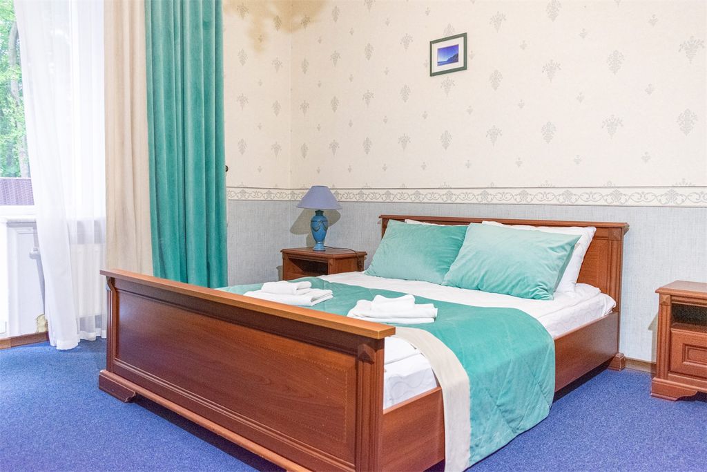 Высокий берег — Двухместный номер с 1 кроватью улучшенный с террасой