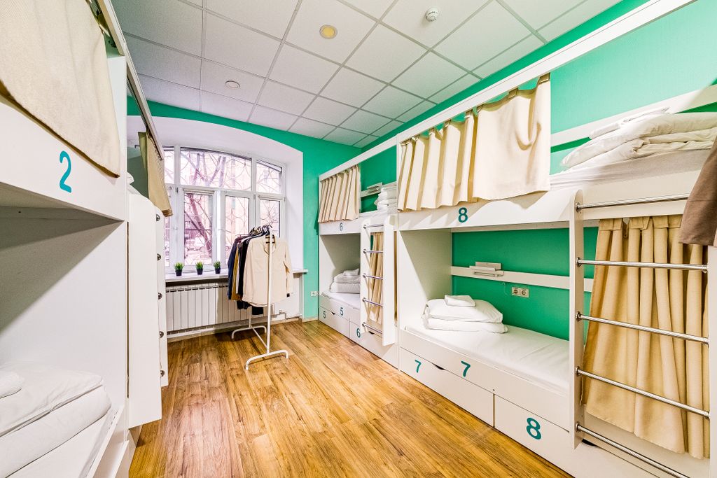 Dream Place — Многоместный мужской номер в 10-местном