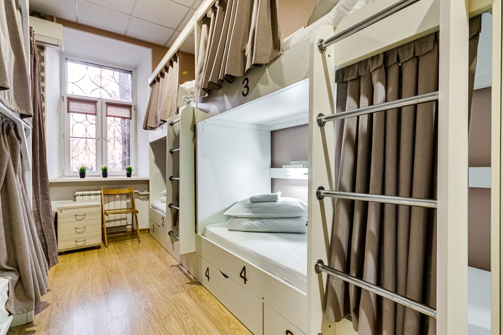 Dream Place — Многоместный смешанный номер койко-место 8-местном