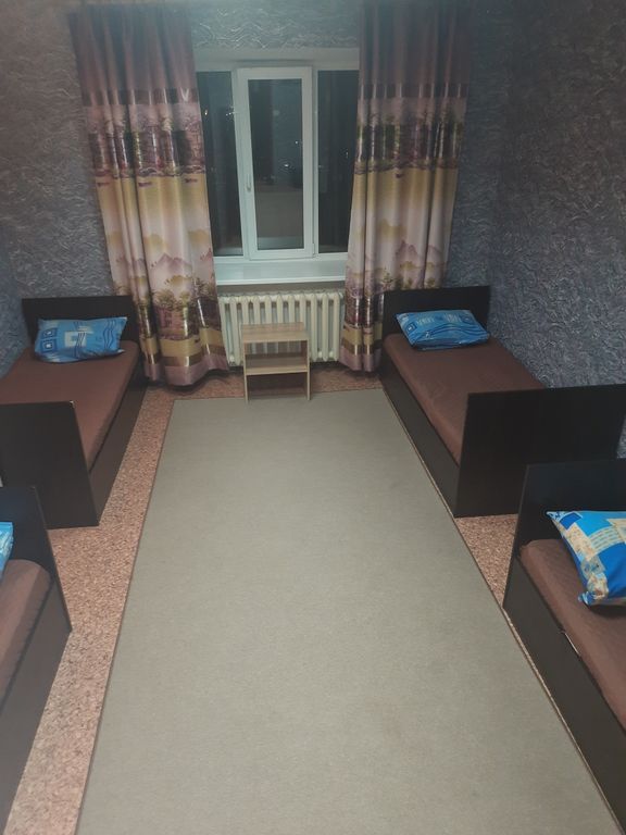 Инь Янь — Многоместный смешанный номер эконом (душ/туалет общий)