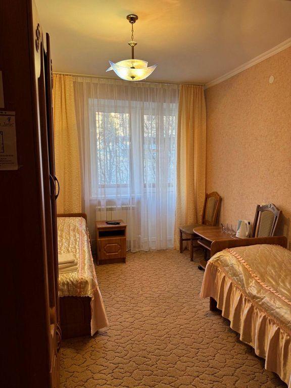 Лотос — Двухместный номер с 2 отдельными кроватями улучшенный с видом на горы