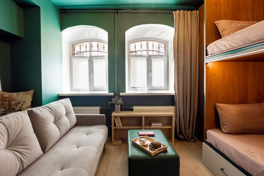 Грифон — Одноместный номер капсула стандарт женская