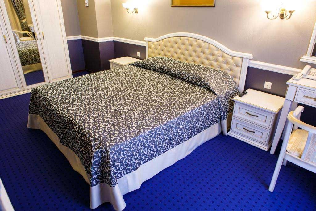 Екатеринодар — Двухместный номер с 1 кроватью полулюкс двухкомнатный