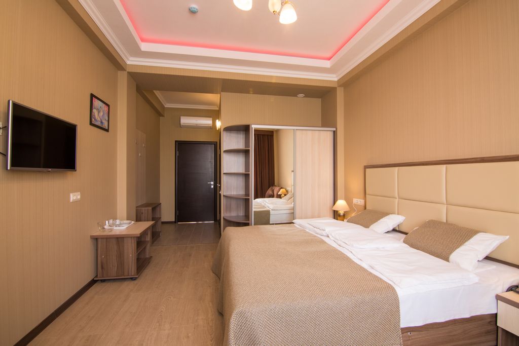 Гранд Аеро — Трёхместный номер стандарт