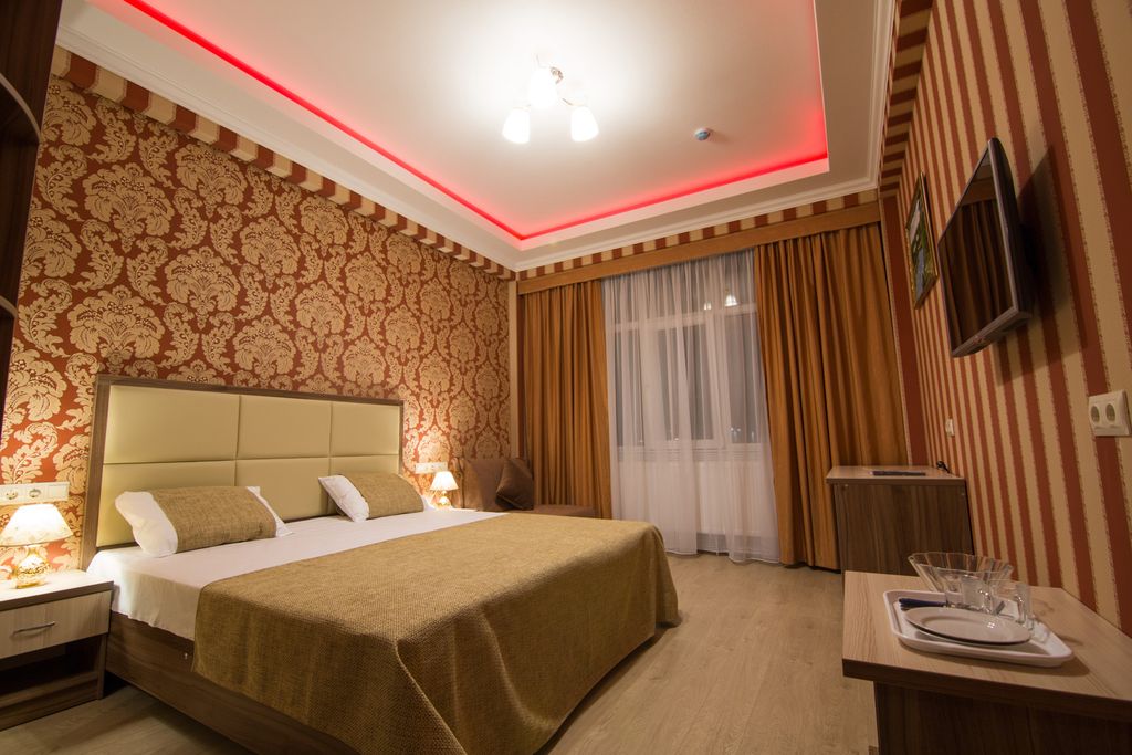 Гранд Аеро — Трёхместный номер с видом во двор