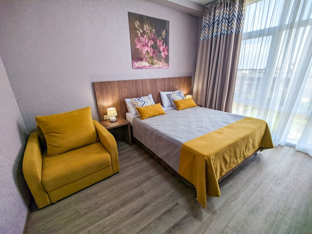 ВУаля — Трёхместный номер улучшенный