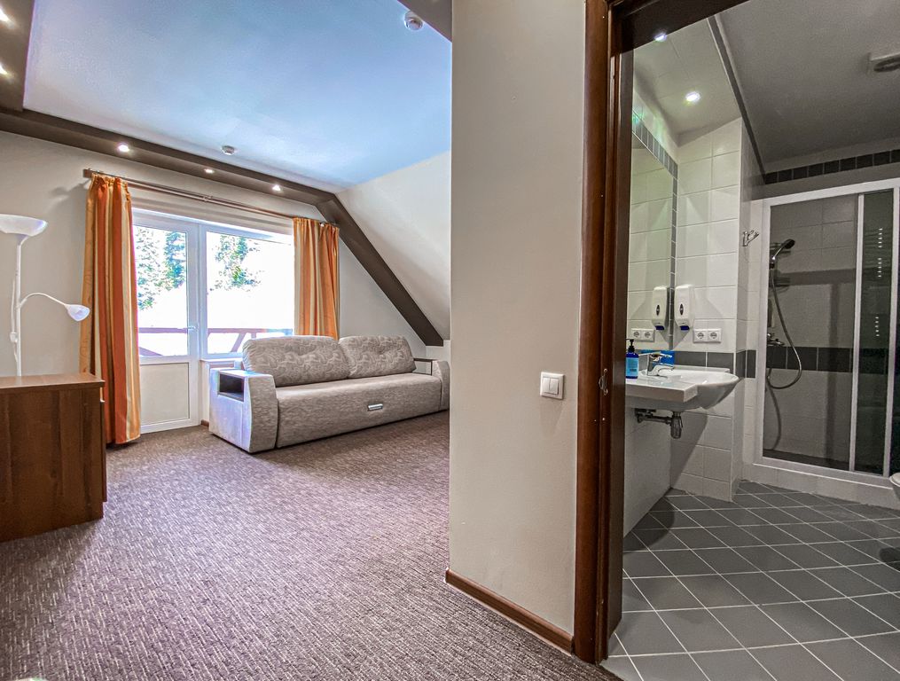 Nastup — Семейный номер люкс с балконом