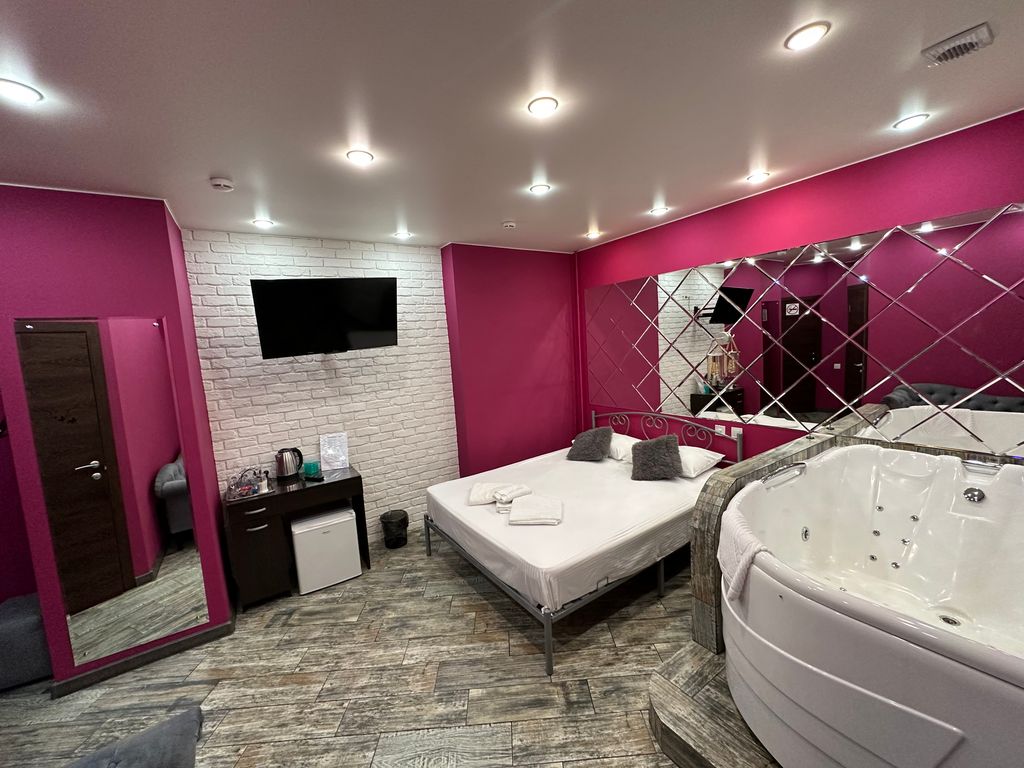 Гости — Двухместный номер с 1 кроватью люкс