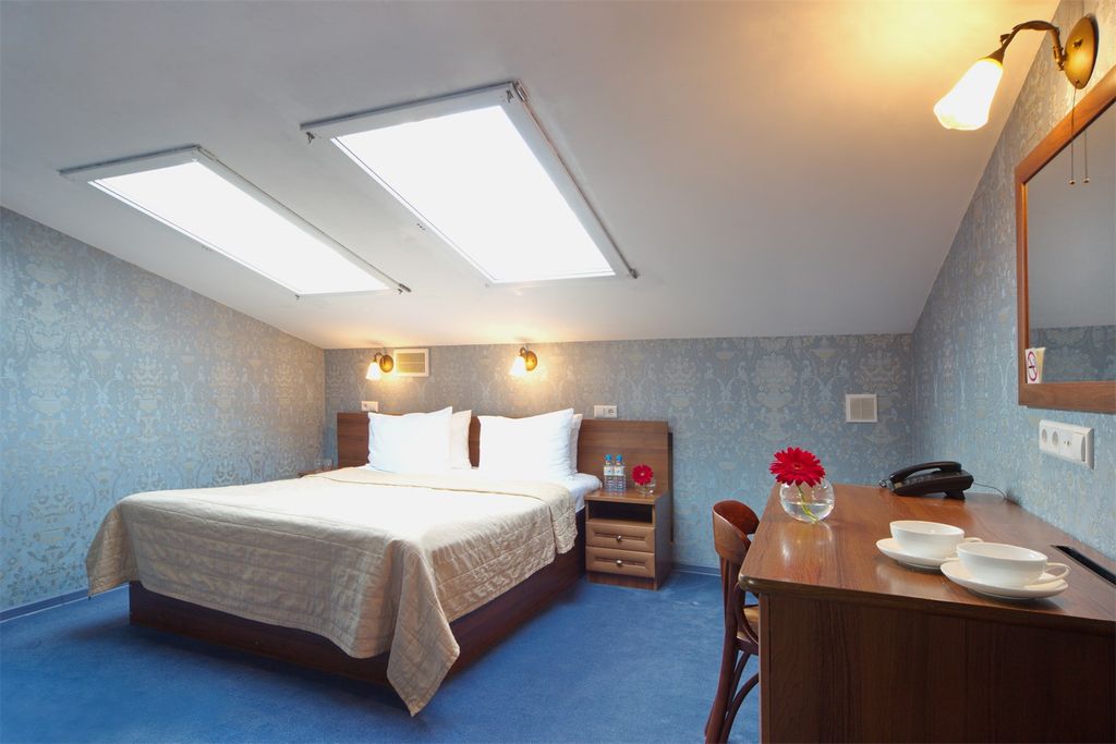 Мойка 5 — Четырёхместный номер полулюкс