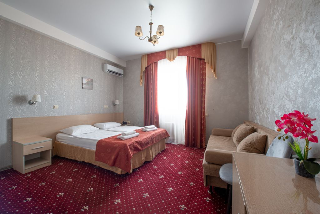 Афродита — Семейный номер улучшенный с видом на море