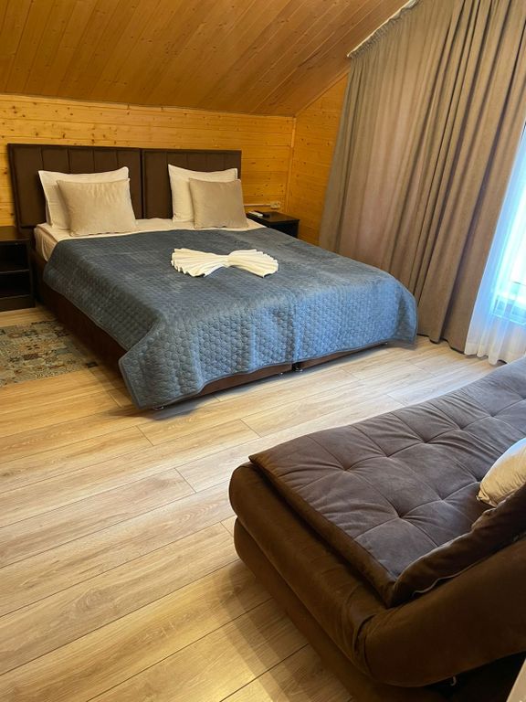 Green Park Arkhyz Spa & Усадьба — Семейный номер Усадьба Шале двухкомнатный номер